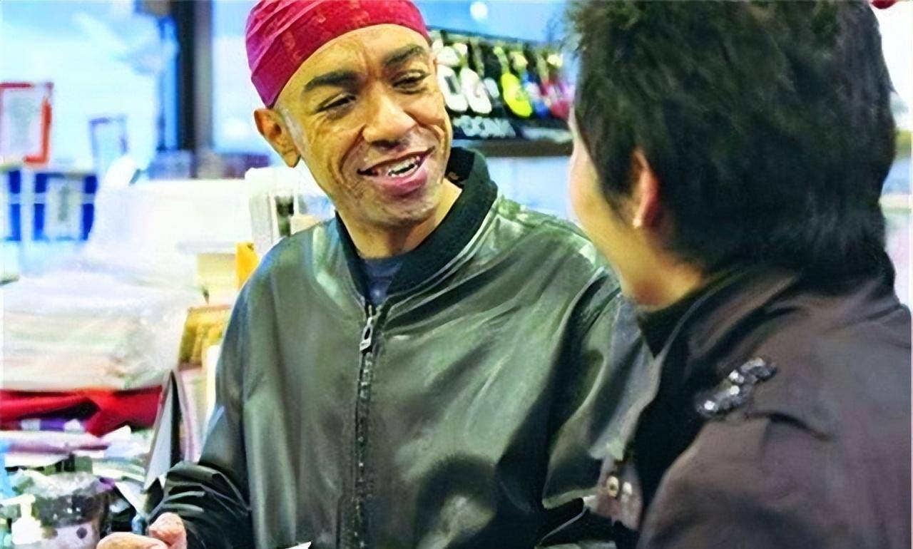 奥巴马弟弟:斯坦福研究生,来华邂逅河南服务员,已定居中国20年_马克