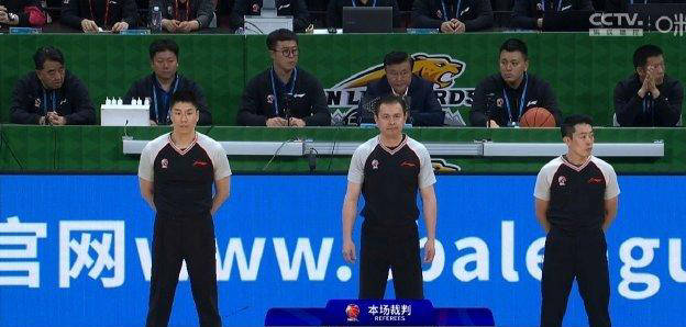 韩国籍裁判解决cba比赛中的争议问题