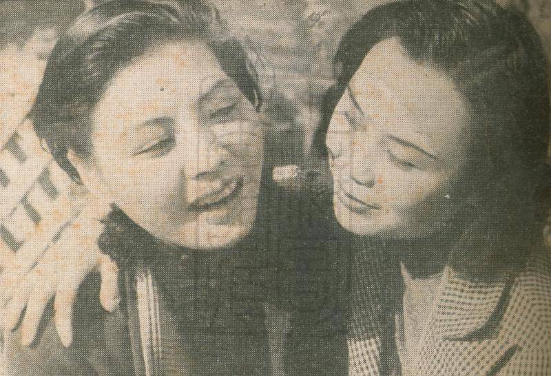 相识5年,挚友牺牲,她亲自购置墓地,11天后自杀,两人一同合葬