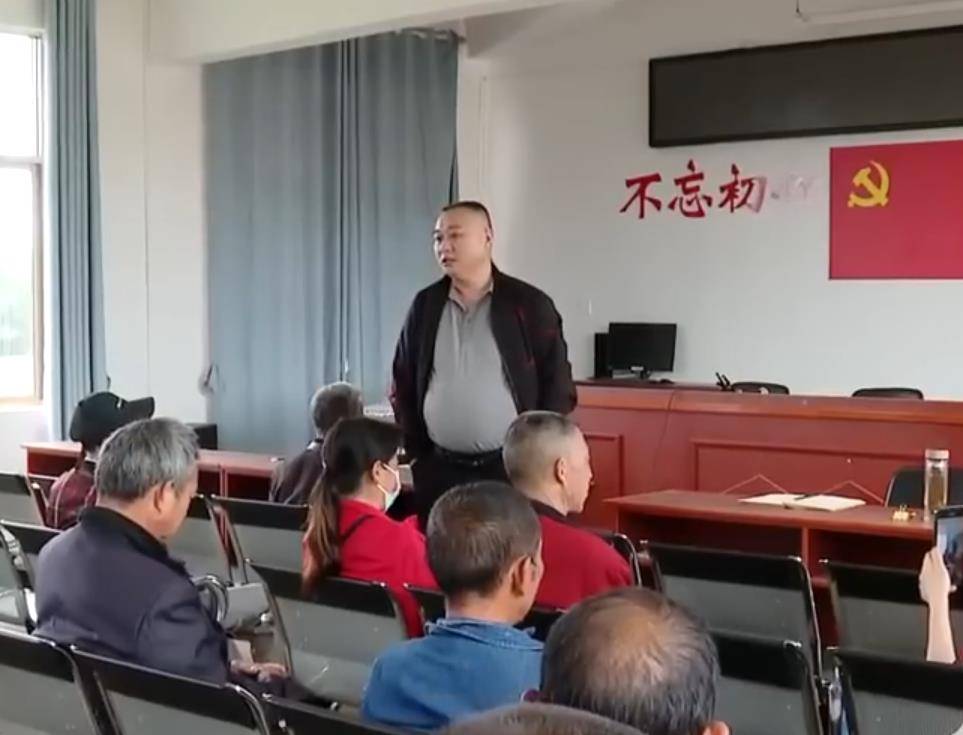 男子十年间九次婚姻,女友更是不断,满身债务依旧潇洒_刘兰香_肖勇
