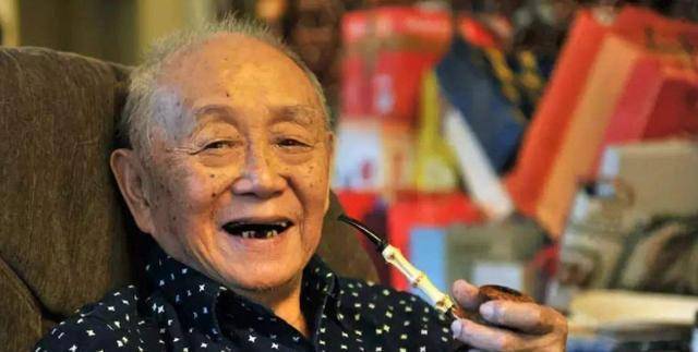 段子手画家黄永玉,与妻子一生一世一双人,徒弟林青霞很听他话