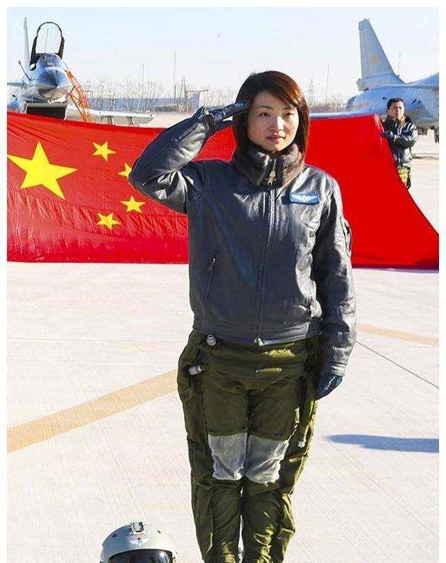 但是余旭毕竟是女孩子,在进入到空军部队后,余旭迎来了人生中的重要