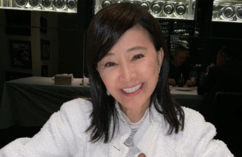 很难融入到新环境中,而同样说着台湾话的田力行很快就成了她的好朋友