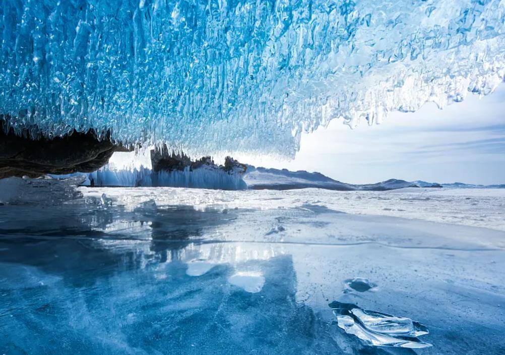 湖底藏有300多吨黄金,10万多具尸体,至今仍无人打捞_俄罗斯_白军_湖泊