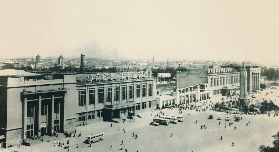 1992年,湖北夫妇因儿子被拐引燃炸药自杀,23年后女儿挖坟开棺