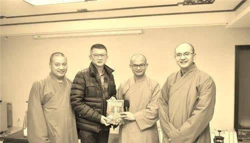 寒门贵子张明光:清华博士毕业,不顾父母当和尚,如今怎么样了?