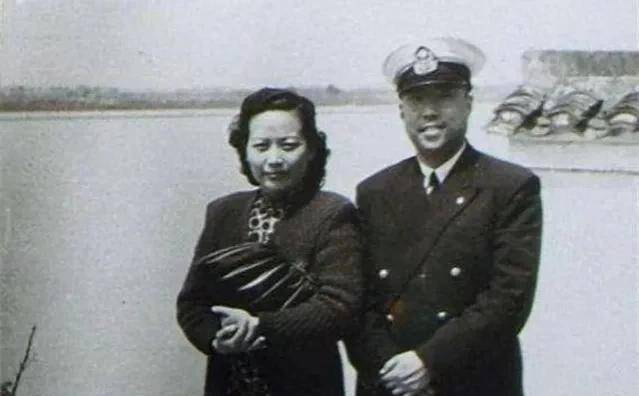 "多情才子"郁达夫,一生娶三任妻子,数段情缘,但真爱只有一个