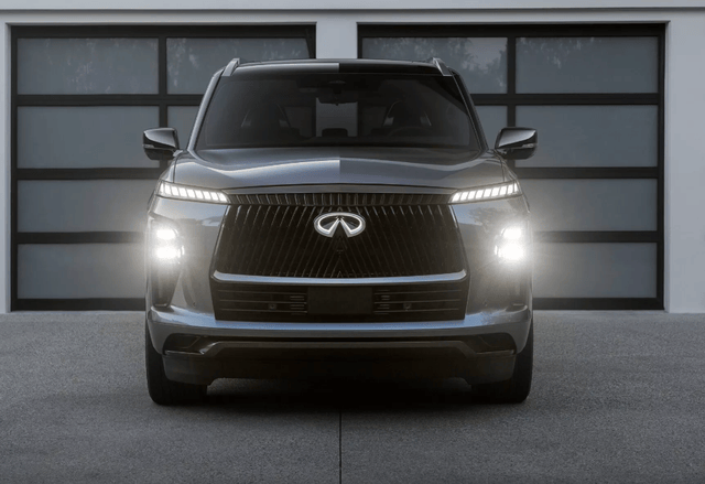 全新英菲尼迪qx80年底上市!自发光车标 三屏联动 456马力双涡轮