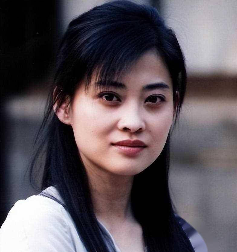 梅婷解衣露乳,终究没有给电视剧带来流量,反而引发广泛争议