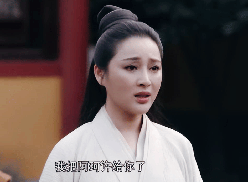 甘婷婷的故事始于2005年,那时她以《朱元璋》一剧中的角色首次亮相