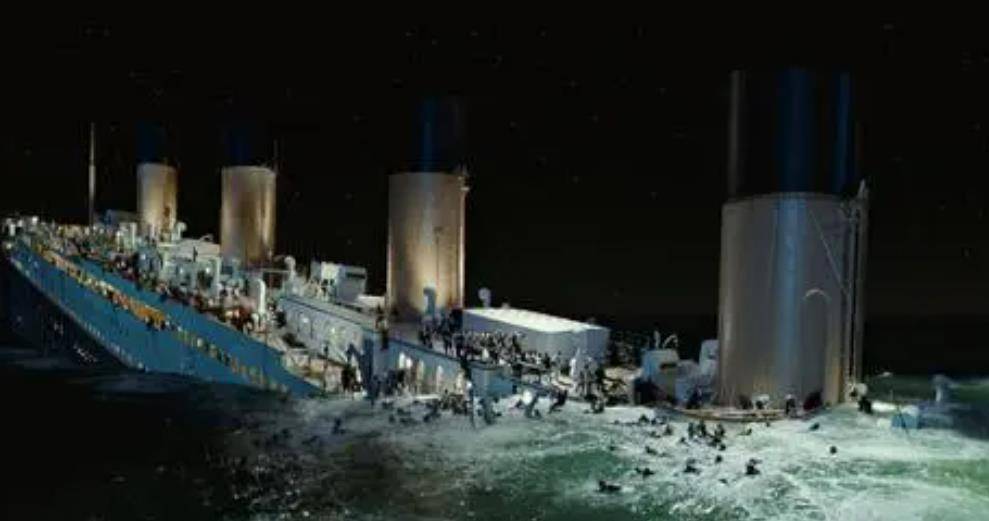 泰坦尼克号沉底108年,为何各国都不敢打捞?真凶不是冰山?