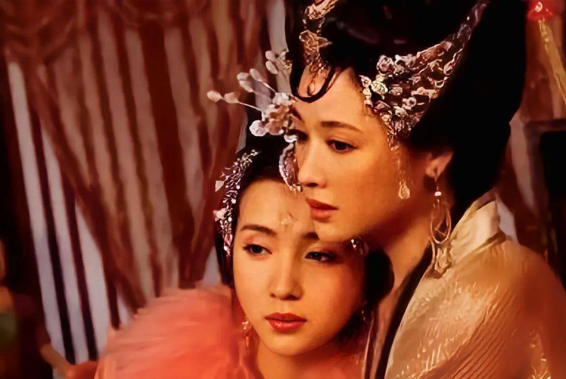 北宋皇室女眷在被金军押解北上时,有一些妃子和公主被金军趁机欺辱,一