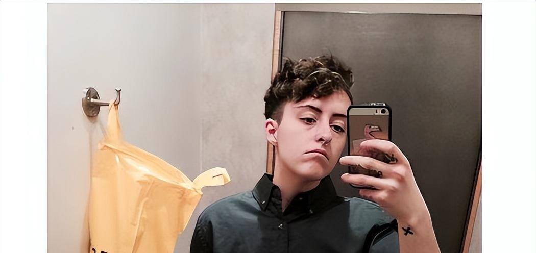 一场性侵,美国女孩切了胸部,变性成男人,7年后他又变回女人_alia_男孩