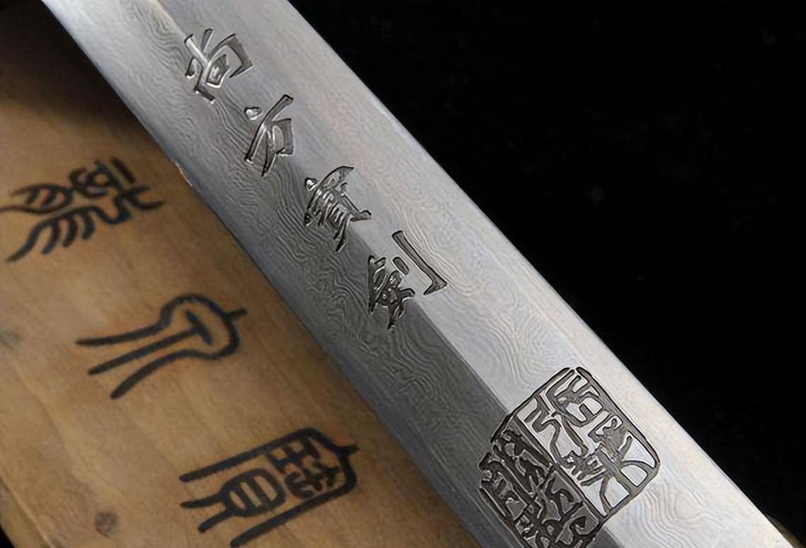 王光裕问责靳辅炸堤泄洪,请出来的"王命旗牌"是什么_权力_尚方宝剑