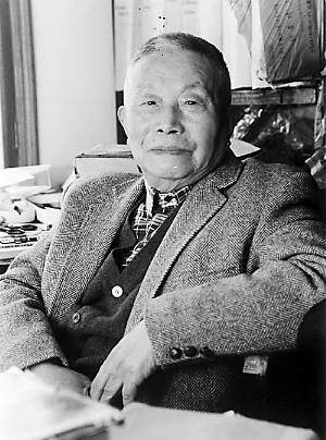 弃医从文的资深翻译家钱春绮(扬州江都小纪镇)