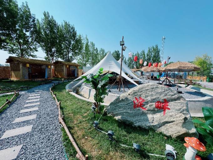 河北保定白洋淀圈头江哥农家院,在船上享特色农家美食