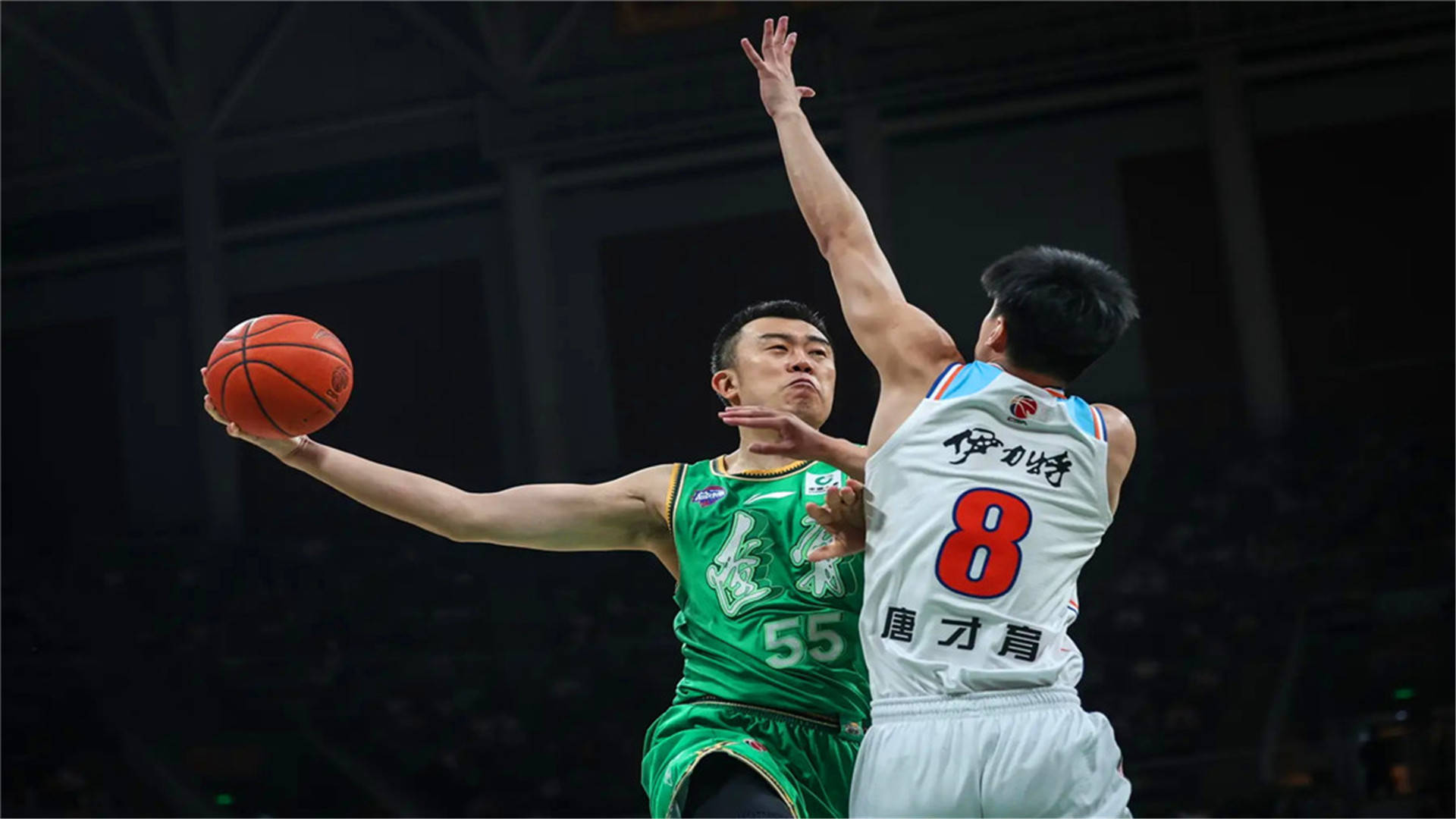 昨晚cba总决赛g1,辽篮主场121-112先下一城,1-0领先新疆男篮,数据方面