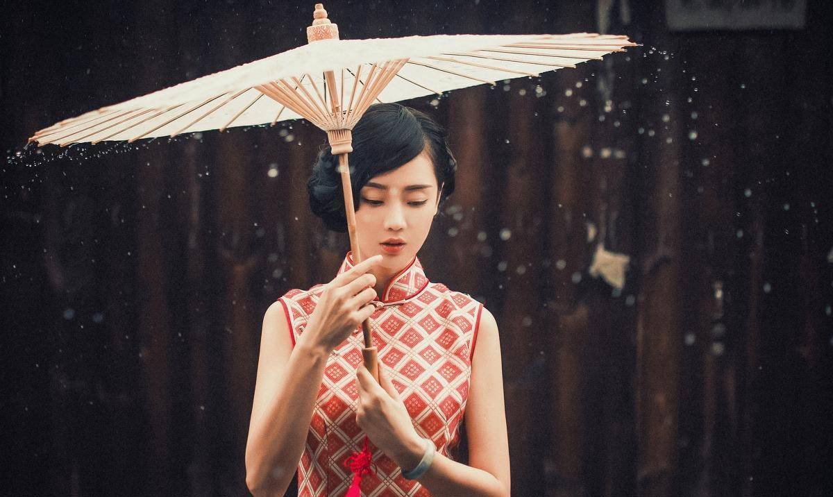 旗袍美女娼妓盛行,37年换了21任总统,是历史上最后一个荒唐时代_民国