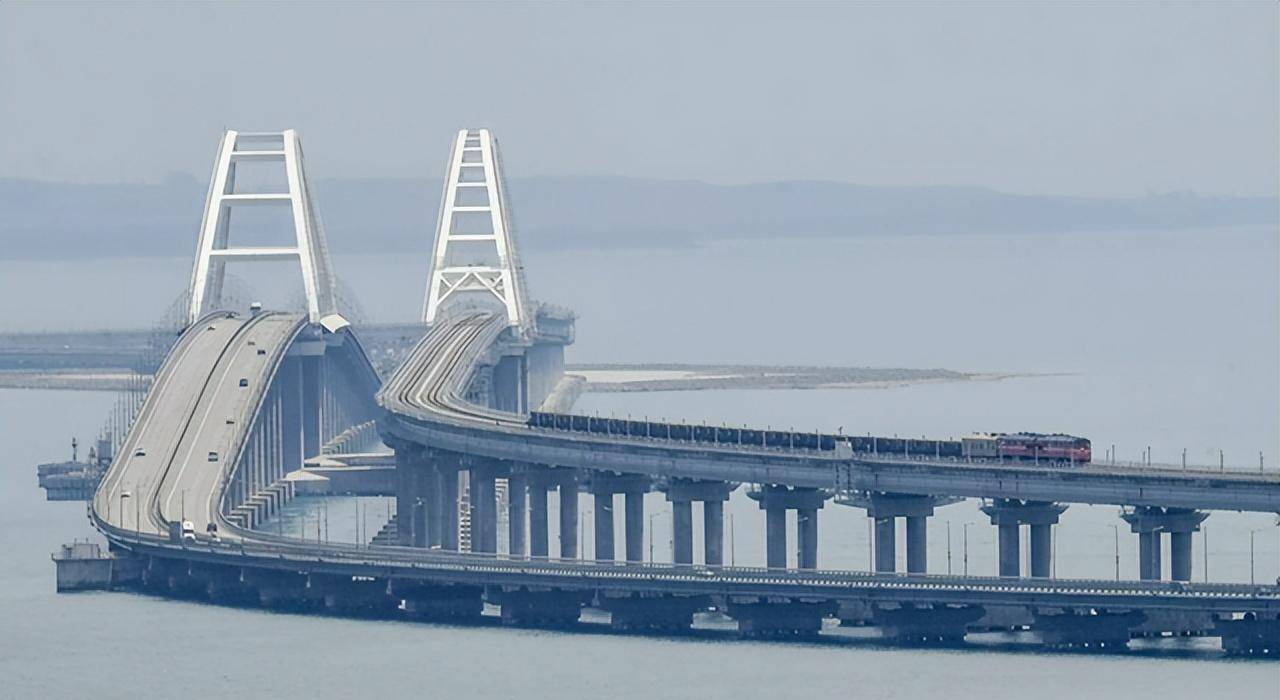 并不是第一次建造和损坏,浅谈刻赤海峡大桥的历史