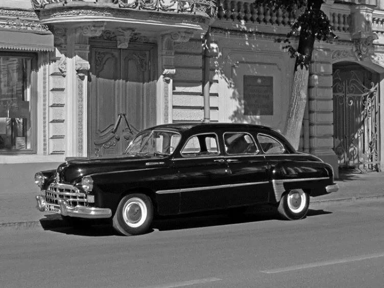 【情怀篇】俄国人的"红旗车"zim-12"