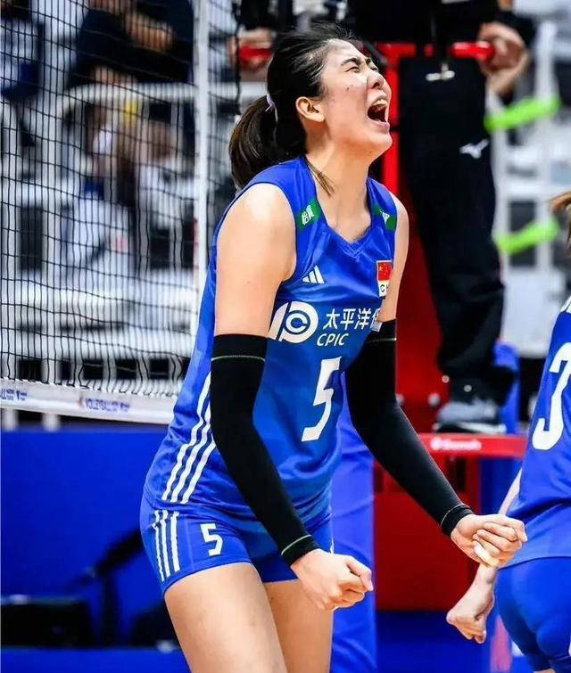 中国女排对阵美国:吴梦洁先发,高意与许晓婷成关键因素!