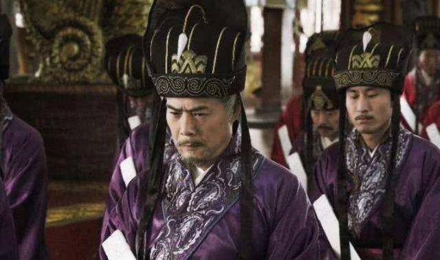 父母先后遇弑,朝臣尽投黄河,九兄弟全被"酣醉诛戮"的至哀天子