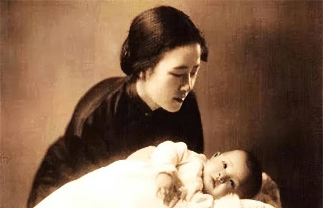 深度还原梁启超之死:死前曾切肾,死时口不能言,死后与原配合葬