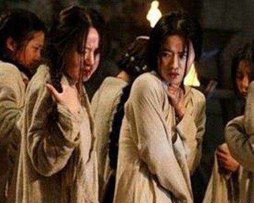 古代被抄家后,这一类女人最可怜,宁死也不愿苟活