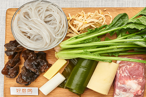 胡辣汤,你以为就是胡乱煮的一锅辣汤吗?