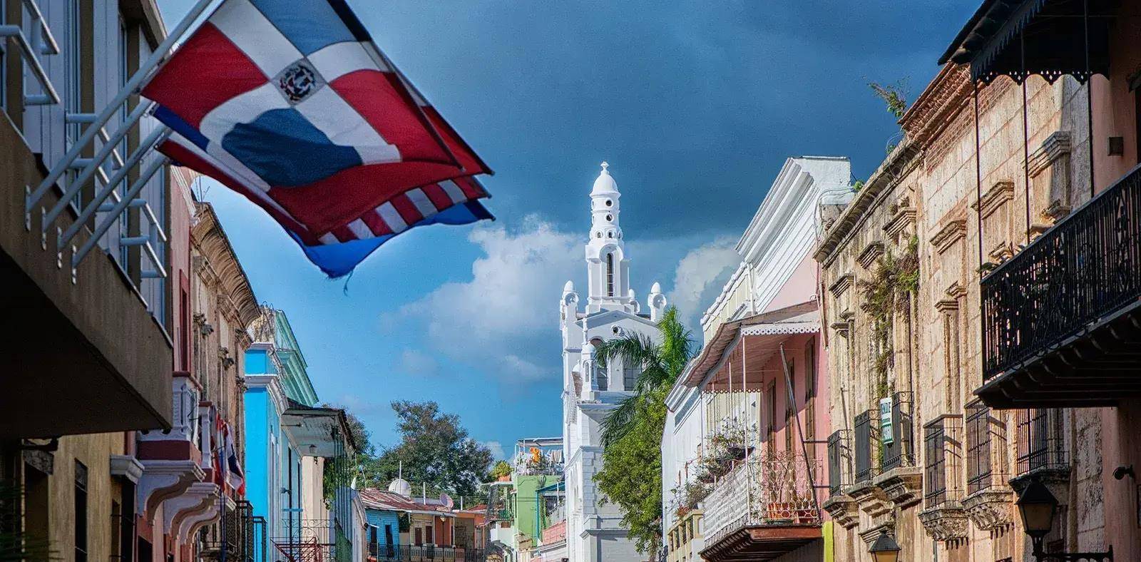 多米尼加共和国是美洲第一批黑人的家园.