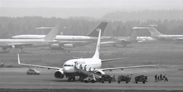 飞机问世以来,世界范围内就发生过多起空难事件.