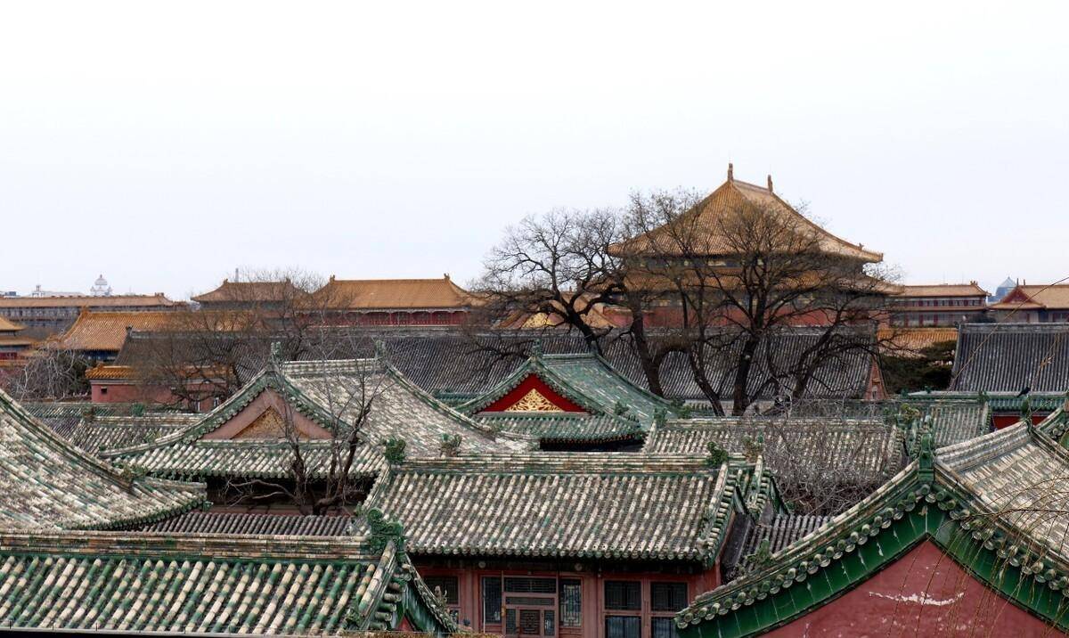 的皇太子,皇帝公开秘密立储,其地位与等级远超亲王_史册_天下_文武