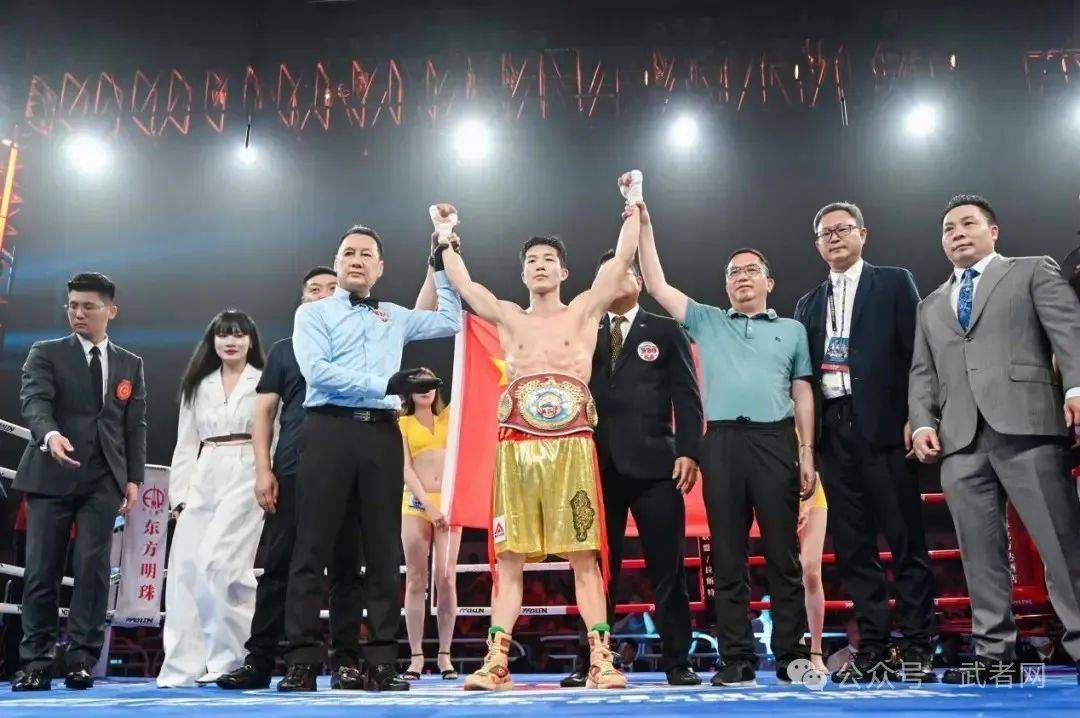 wbcwbo职业拳王争霸赛圆满落幕,中国拳手夺得3条金腰带