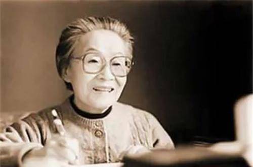 将她嫁地主家傻少爷,女儿却成中国首任女大学校长_杨荫榆_教育_鲁迅