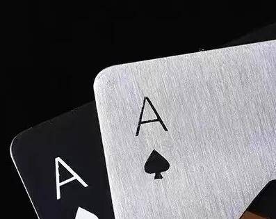 首先排除一个错误选项:扑克牌留言区告诉我你的答案吧~明天公布答案和