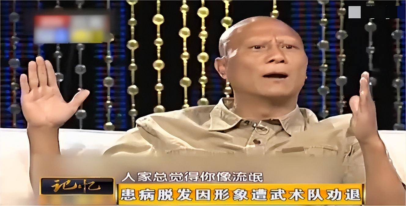 于是一部《少林寺》横空出世,不仅捧红了李连杰,催生出了后来的"功夫