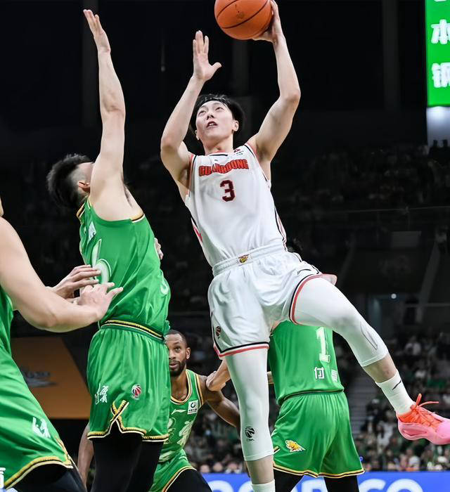 cba6队实力再造!胡明轩崛起,赵睿领衔新阵容,00后新秀异军突起