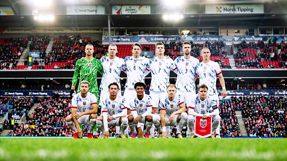 然而,由于挪威国家队在预选赛中的表现不佳,他无法在欧洲杯的舞台上