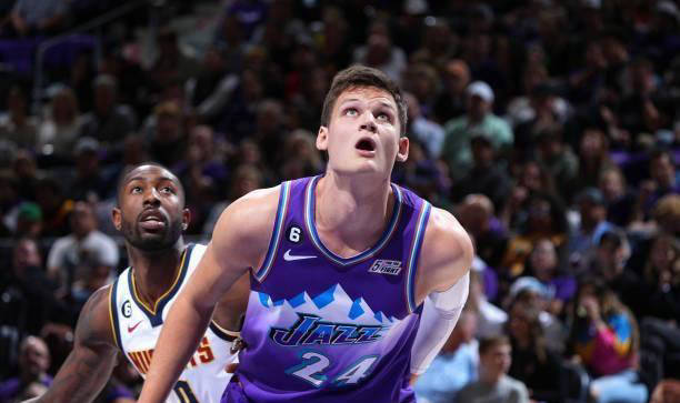 夏普的数据表现不俗,但他和艾维面临相似问题,即在进攻端如若无法大幅