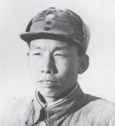 1945年,王克勤在邯郸战役中被俘虏,此后他成为一年毙