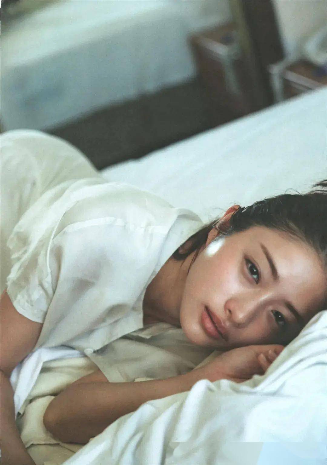 36岁石原里美,身材性感气质迷人,岛国女神魅力爆棚!