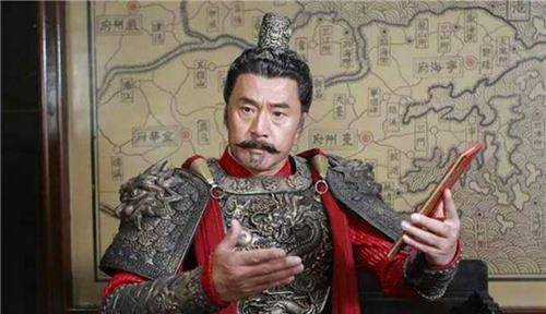 陈友谅仗着自己的大船横冲直撞,朱元璋仗着自己的小船来去自如.