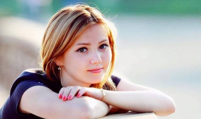 为何俄罗斯的法定婚龄是14岁?也许不是他们的早,而是我们的晚