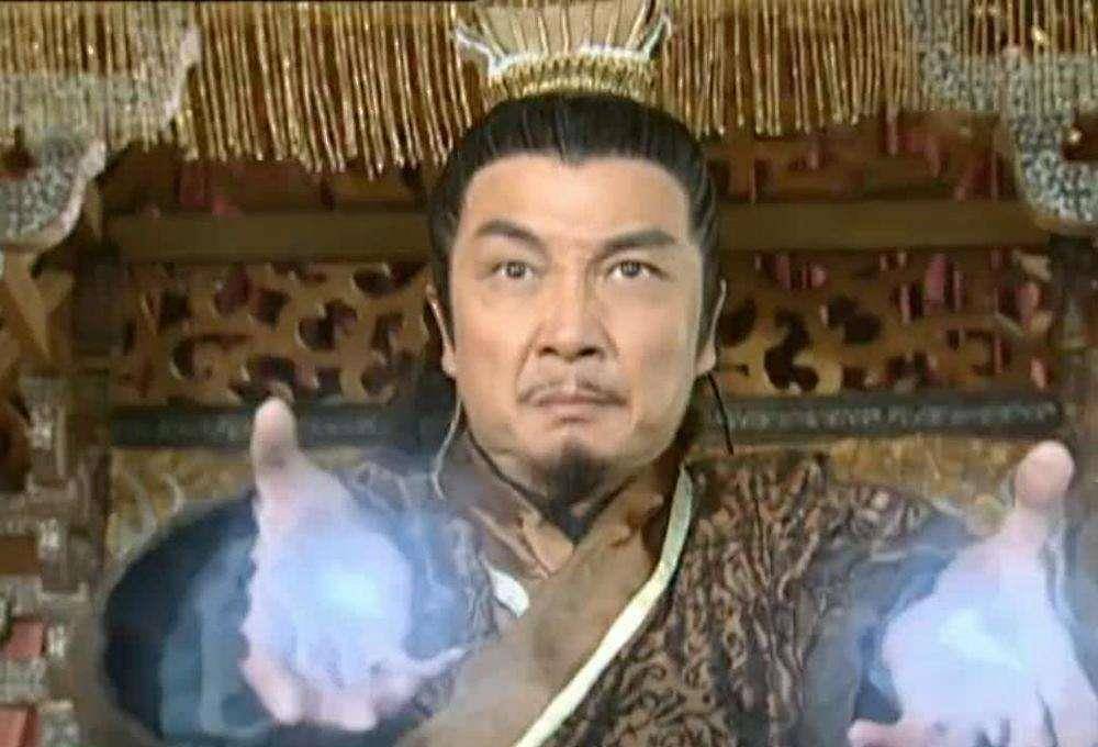 中只有两人能击败铁胆神侯,一个被他困死,一个自杀_朱铁_三通_素心