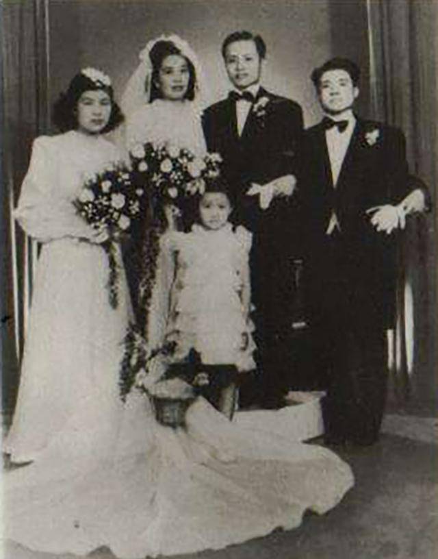 两人结婚几年,袁永熹为叶公超生了一双儿女.