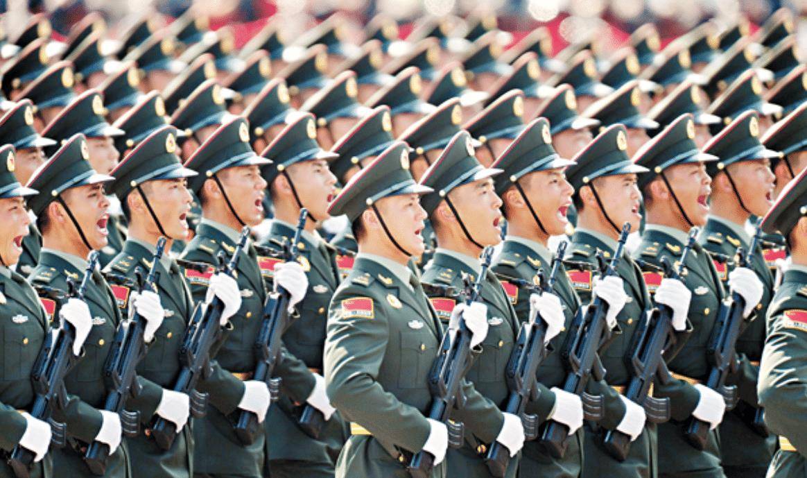 80年代时,中国为了两个人差点要跟美国开战,这是怎么回事?