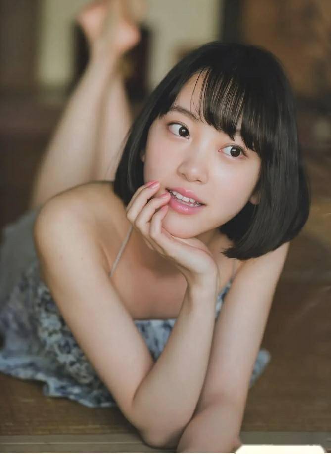写真女王!堀未央奈,美貌与才华的完美结合让你目不暇接