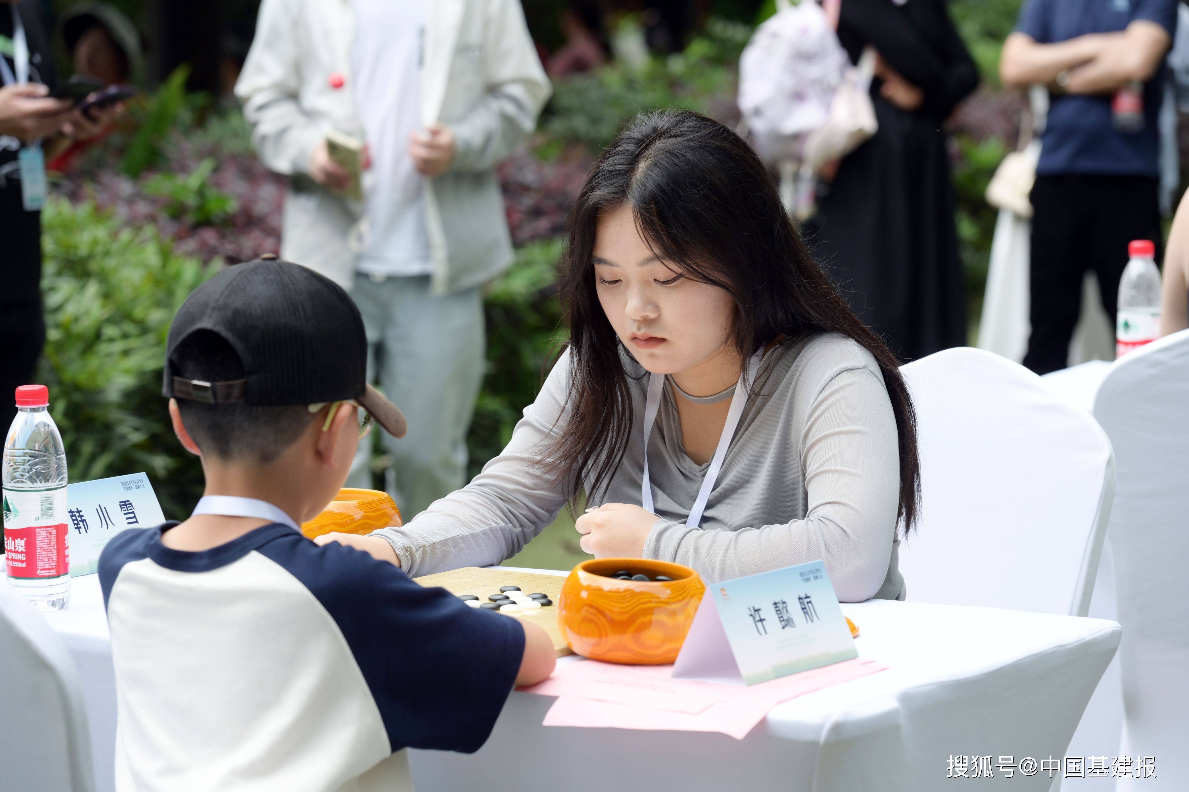 重庆九龙坡区举办五子棋大赛