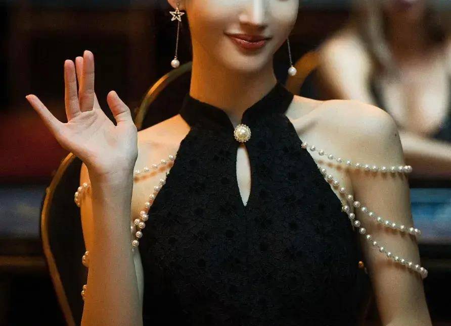 这亚洲顶级女演员,「消失」已经十年了