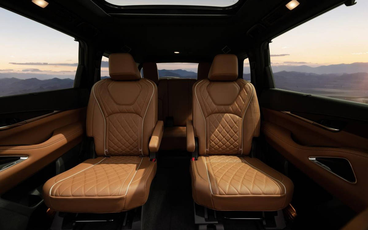 优质"爸总"专属座驾,英菲尼迪qx60很有松弛感